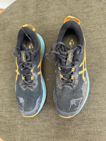 Used Asics Fuji Lite 4 bike