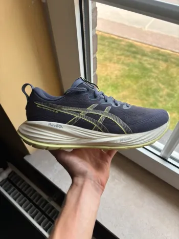Brugt Asics Gel Cumulus 27 bike