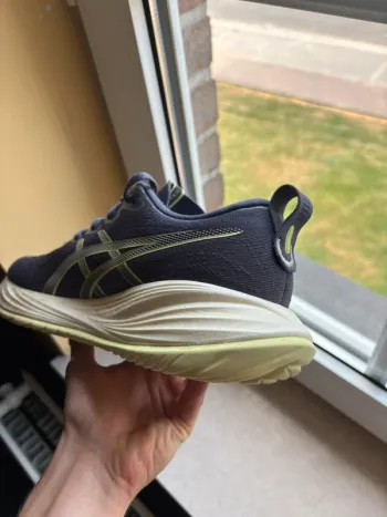 Tweedehands Asics Gel Cumulus 27 bike — afbeelding 5 van 9
