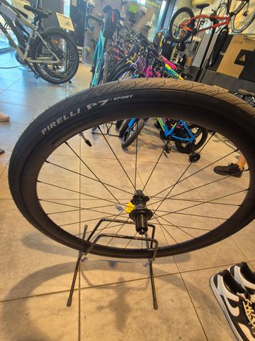 Używany Bianchi B30R Wheelset 2026 Wheels