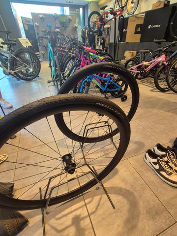Tweedehands Bianchi B30R Wheelset 2026 bike — afbeelding 3 van 5