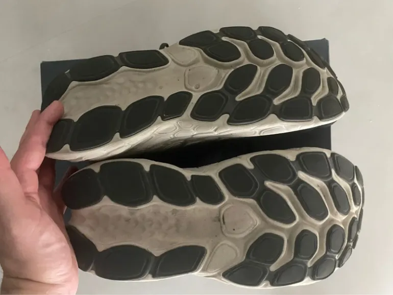 Used New Balance Fresh Foam X More v4 bike — image 4 of 5