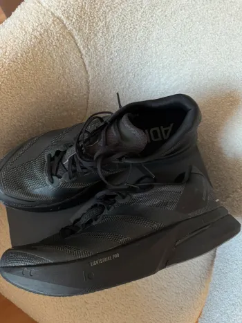 Używany Adidas Adizero Boston 13 bike — zdjęcie 3 z 4