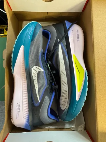 Gebrauchtes Nike Air Zoom Laufschuhe