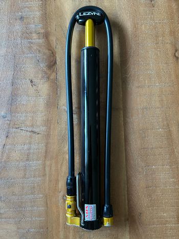 Używany Lezyne Pump bike