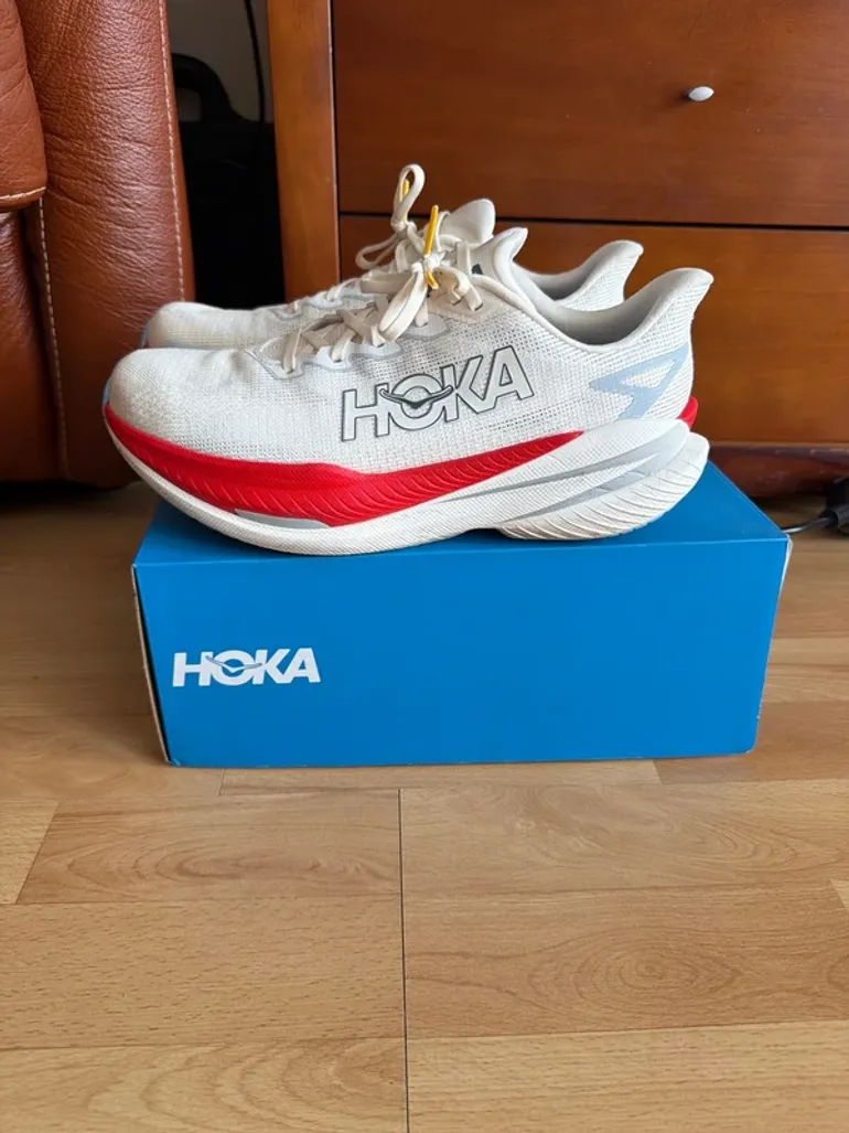 Used Hoka Mach x3 bike — image 2 of 6
