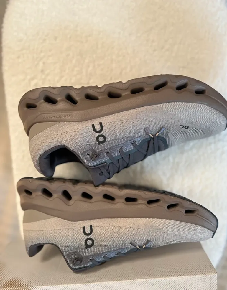 Used On Running Cloud bike — image 3 of 3