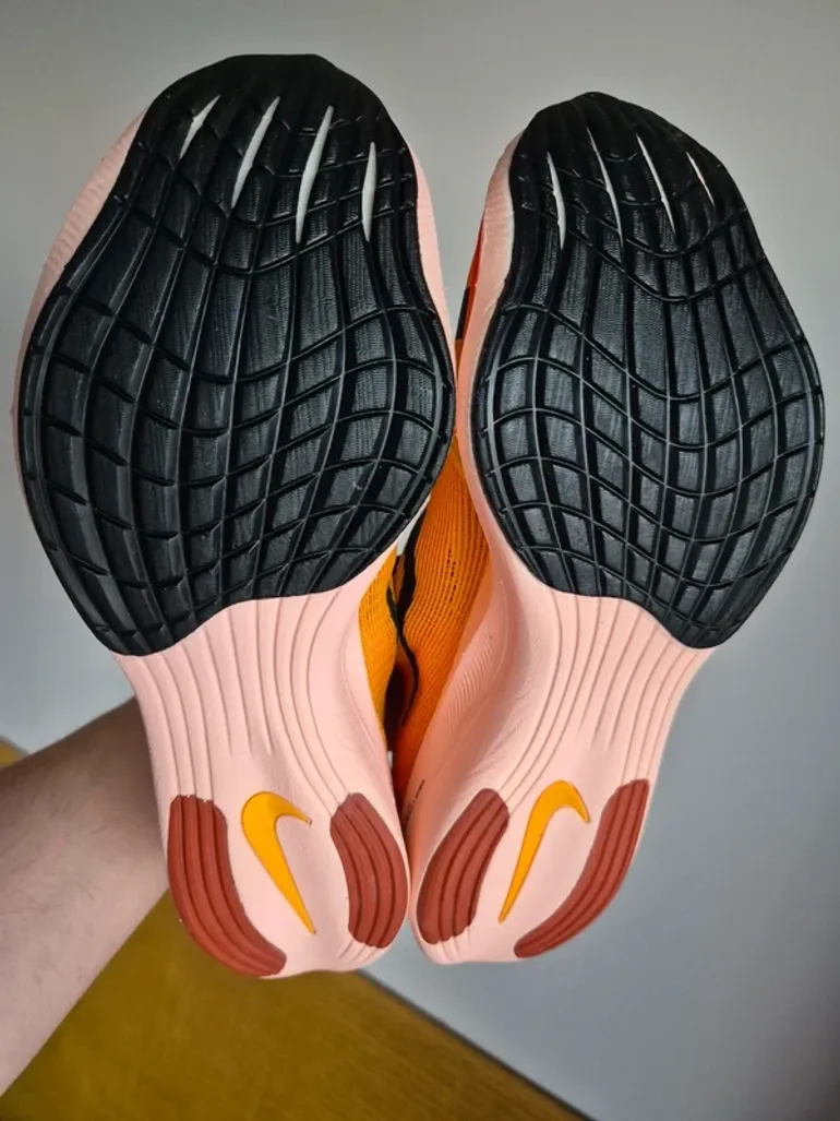 Käytetty Pegasus ZoomX Vaporfly Next% 2 bike — kuva 15 / 15