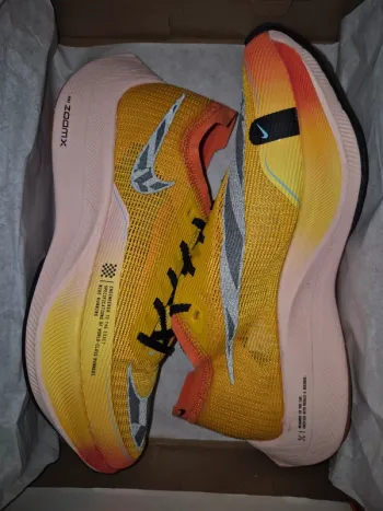 Käytetty Pegasus ZoomX Vaporfly Next% 2 bike — kuva 2 / 15