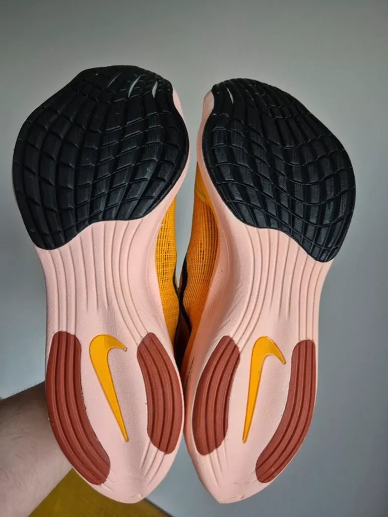 Käytetty Pegasus ZoomX Vaporfly Next% 2 bike — kuva 14 / 15