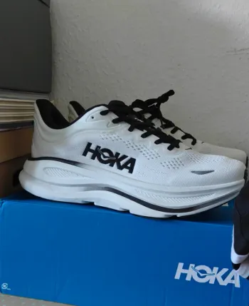 Used Hoka Bondi 9 bike