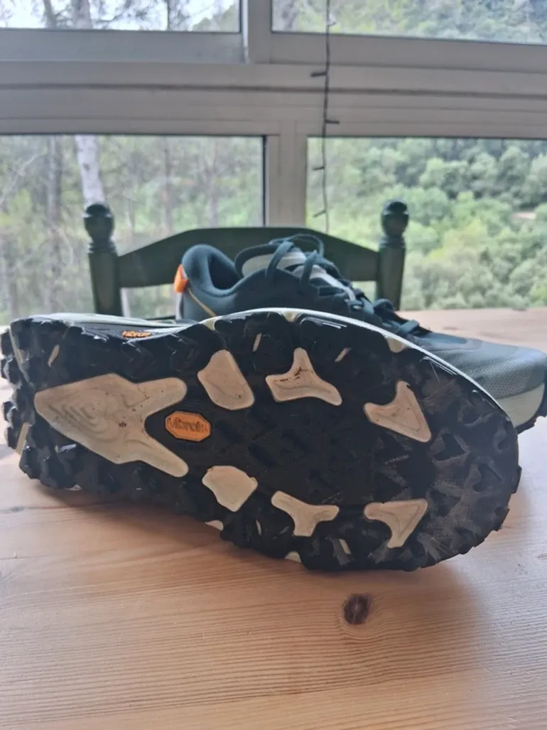 Used Hoka Speedgoat 7 bike — image 3 of 6