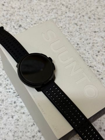 Käytetty Suunto Race 2024 Electronics