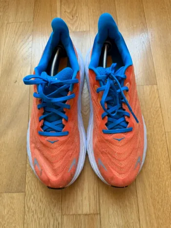 Used Hoka Arahi 6 bike — image 7 of 11