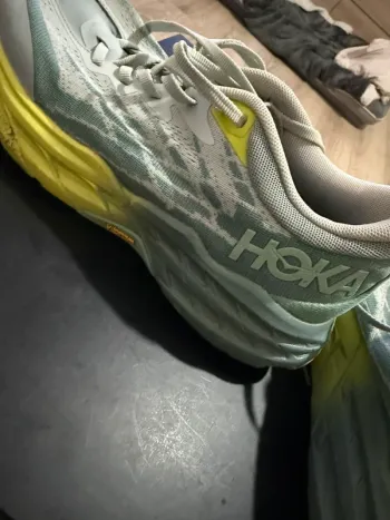 Gebrauchtes Hoka Speedgoat 6 bike — Bild 3 von 5