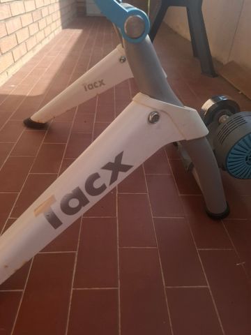 Tacx Flow bike d'occasion — image 3 sur 3