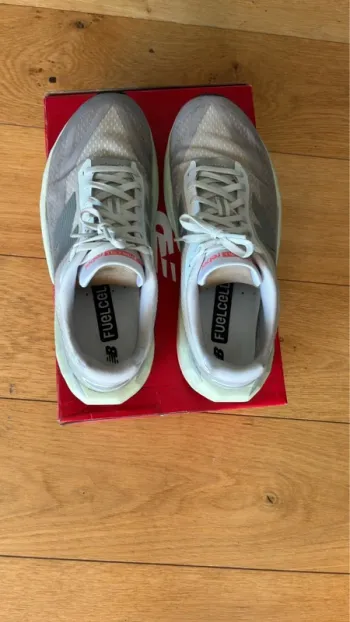 Gebrauchtes New Balance Rebel V5 bike — Bild 5 von 7