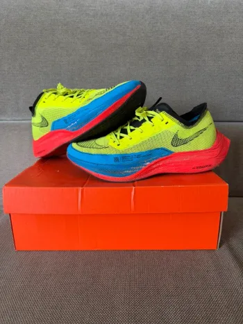 Käytetty Nike Vaporfly Next% 2 bike