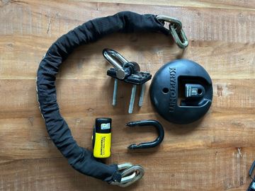 Used Kryptonite Wall-mounted lock bike — image 2 of 2