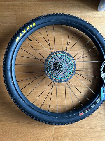 Hope MTB Wheels bike d'occasion — image 2 sur 11