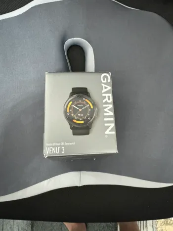 Käytetty Garmin Venu 3 bike