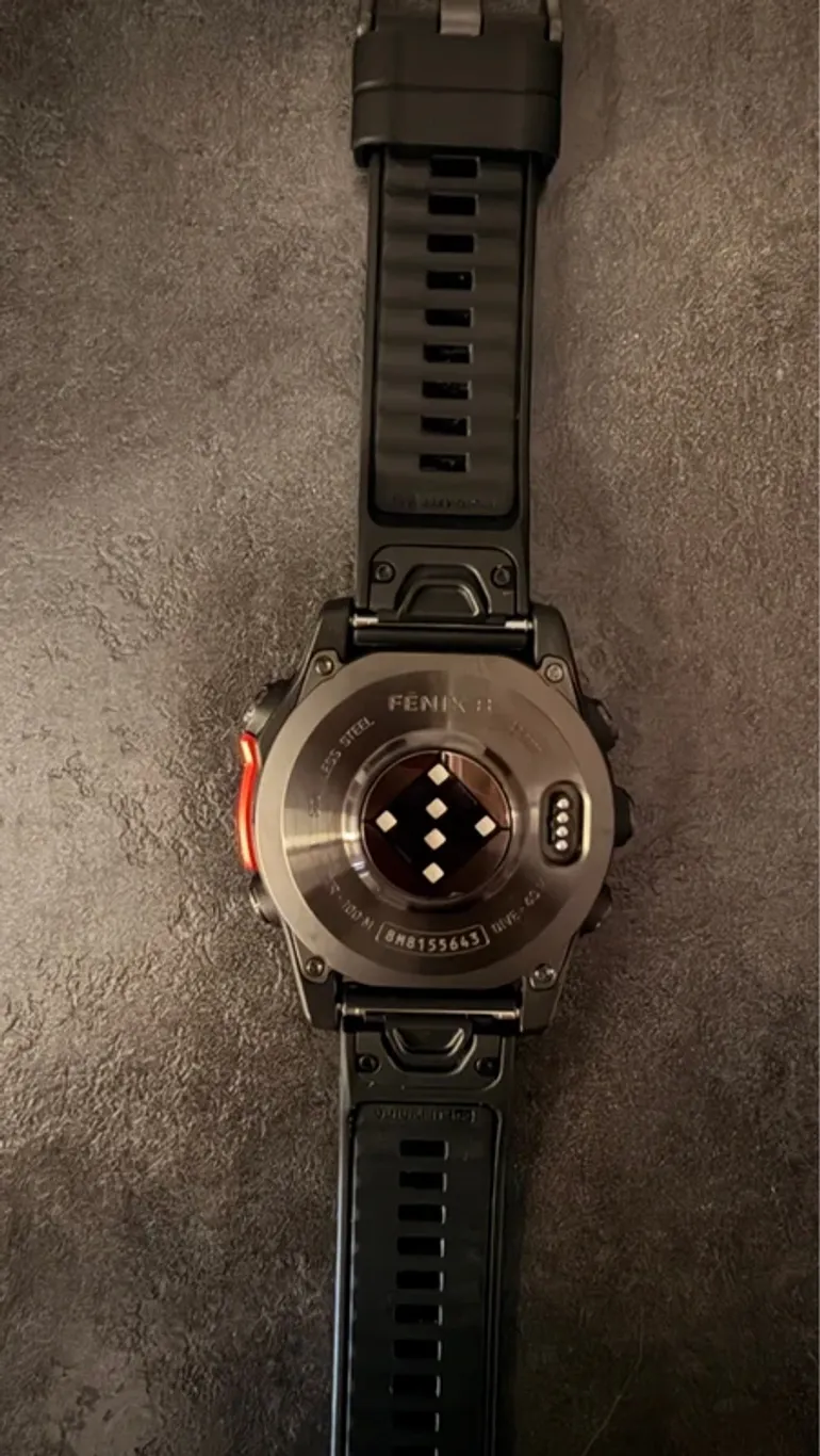 Used Garmin Fenix 8 Amoled 47 mm bike — image 4 of 7