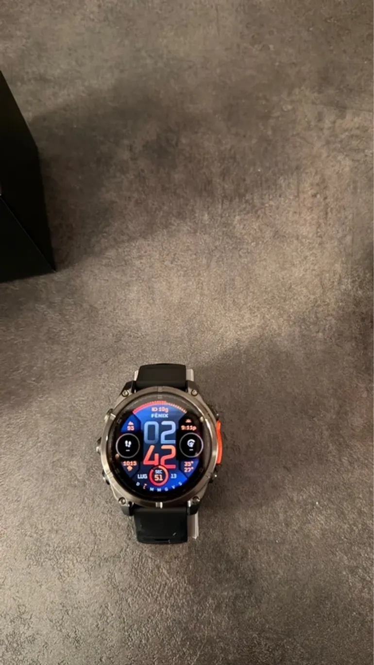 Used Garmin Fenix 8 Amoled 47 mm bike — image 2 of 7