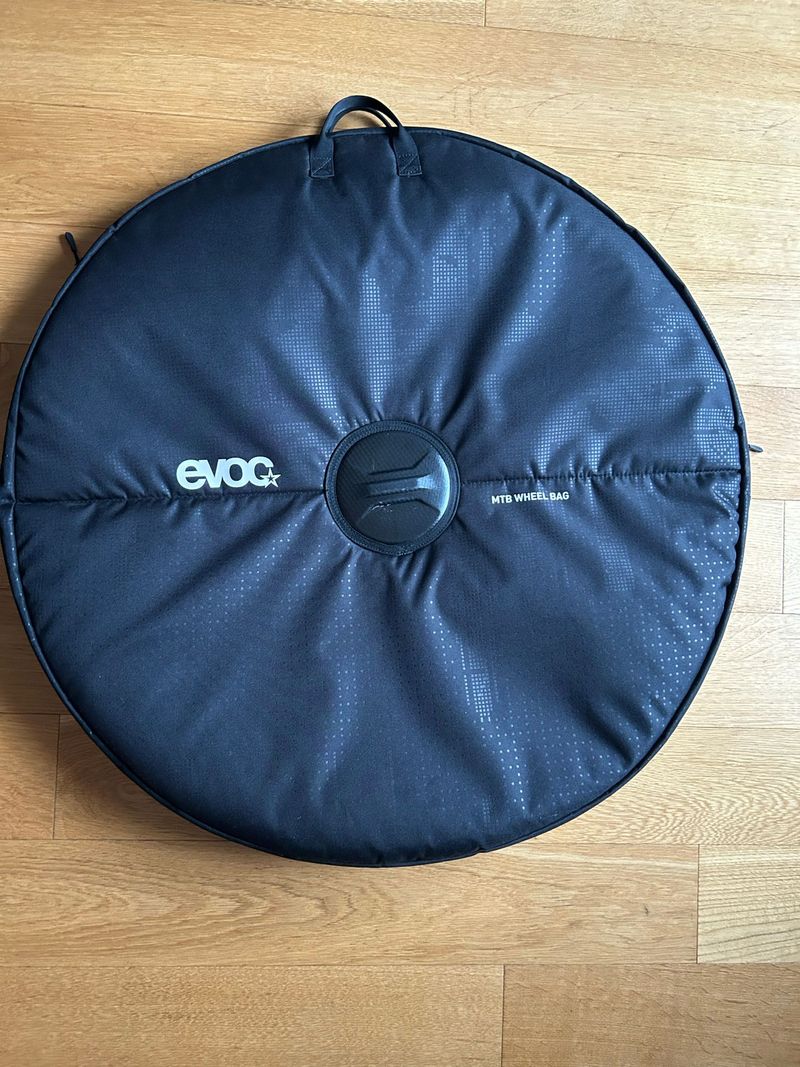 Used EVOC MTB Bike Wheel Case Cycling Accessories