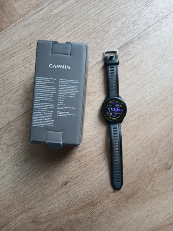 Used Garmin Forerunner 165 bike