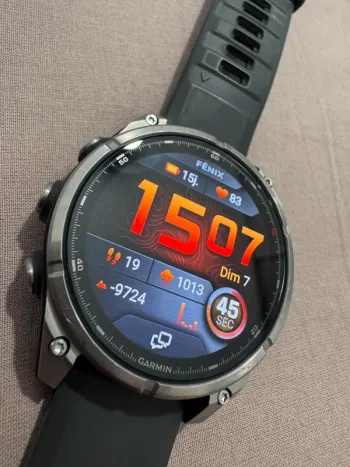 Gebrauchtes Pro Fenix 8 Amoled Sapphire bike — Bild 2 von 9