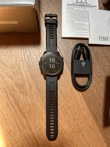 Używany Garmin Fenix 7s Pro Solar Sapphire bike