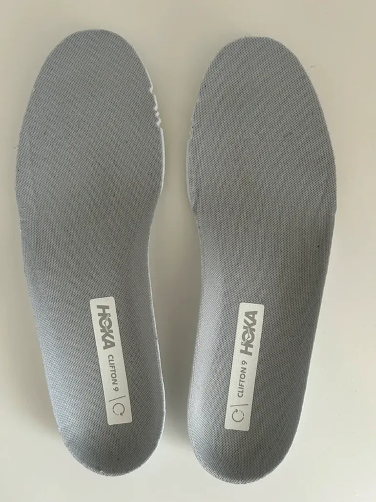Used Hoka Clifton 9 Wide 2024 bike — image 9 of 12