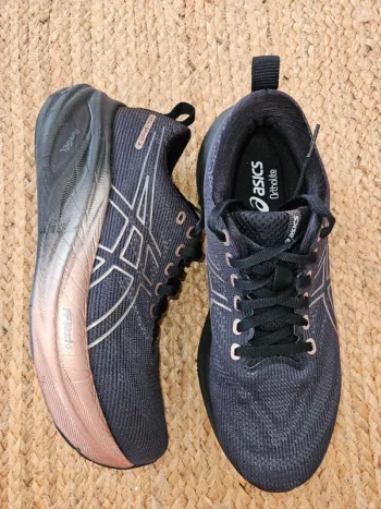Brugt Asics Gel Saiun 3 bike — billede 2 af 9