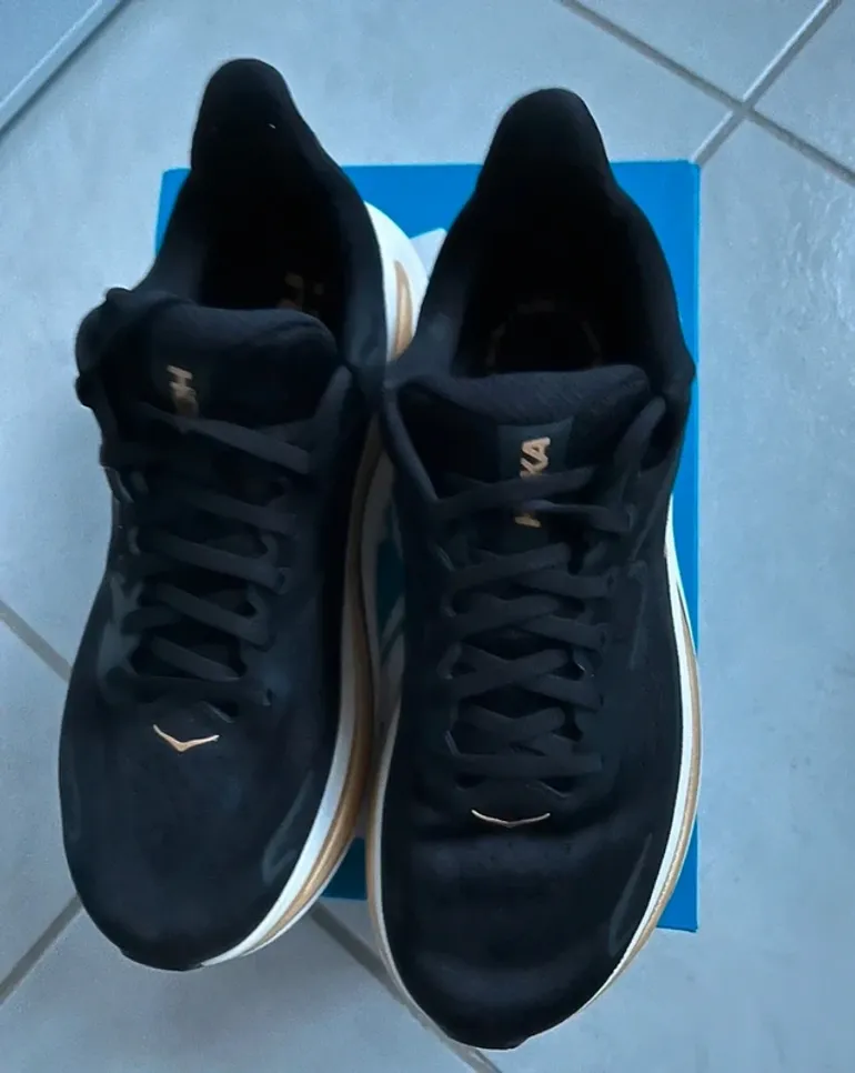 Hoka Clifton 10 bike d'occasion — image 5 sur 9