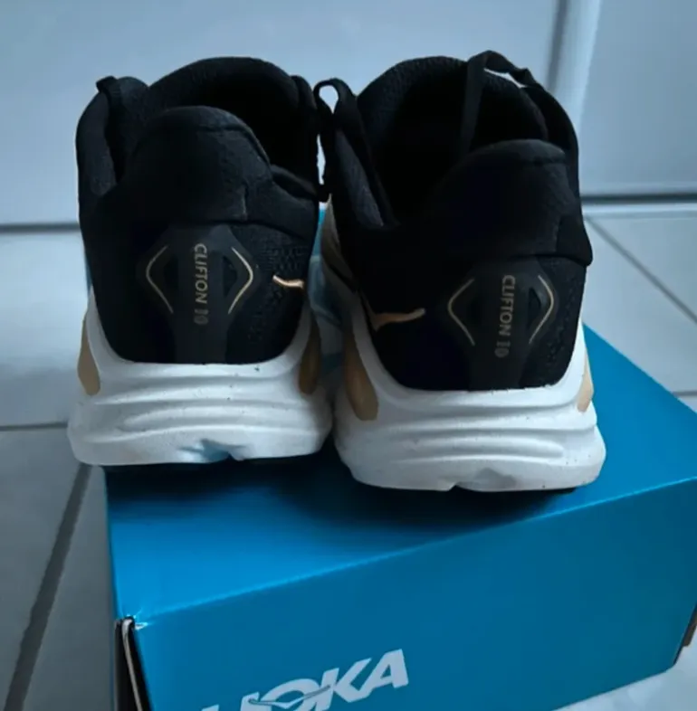 Hoka Clifton 10 bike d'occasion — image 7 sur 9