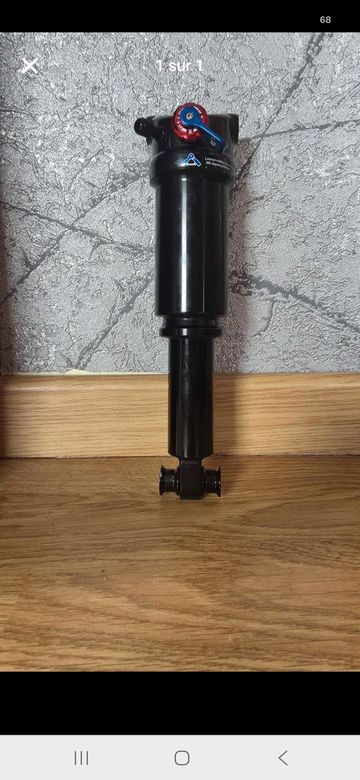 Tweedehands Moustache Magic Grip Control Shock 2021 bike — afbeelding 2 van 2