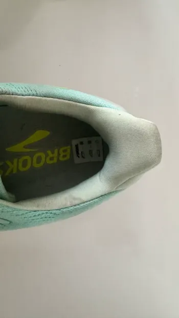 Used Brooks Glycerin Max 2 bike — image 7 of 10