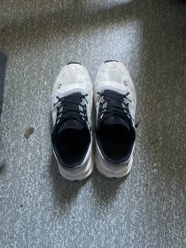 On Running Cloudilt bike d'occasion — image 3 sur 4