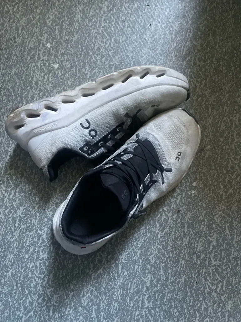 On Running Cloudilt bike d'occasion — image 4 sur 4