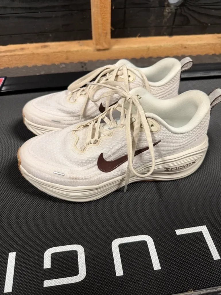 Used Nike Vomero 18 bike — image 7 of 12