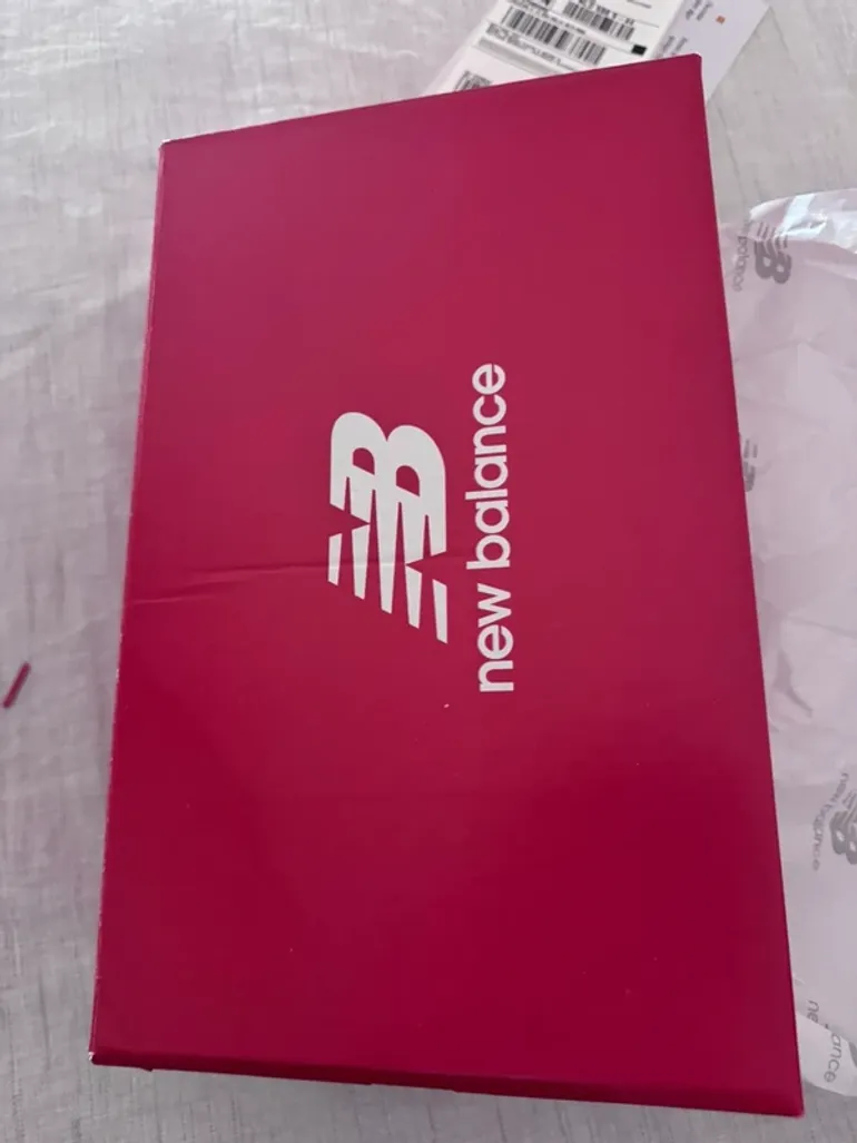 Tweedehands New Balance Fresh Foam X More v6 bike — afbeelding 3 van 8