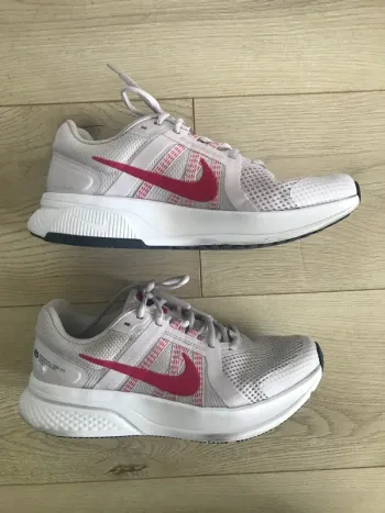 Gebrauchtes Nike hardloopschoenen/sneakers lichtroze bike — Bild 4 von 9