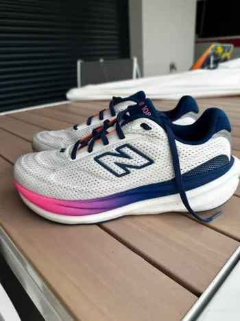 Used New Balance Infinion 1080 bike — image 5 of 6