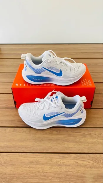 Used Nike Vomero 18 bike