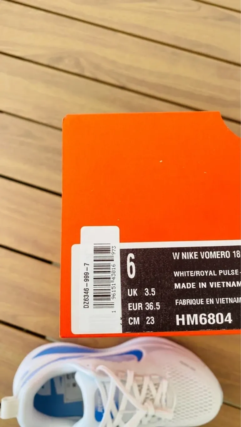 Used Nike Vomero 18 bike — image 8 of 8