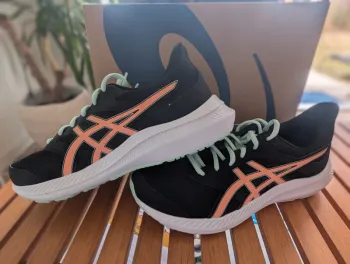 Gebrauchtes Asics Jolt 4 bike — Bild 2 von 3