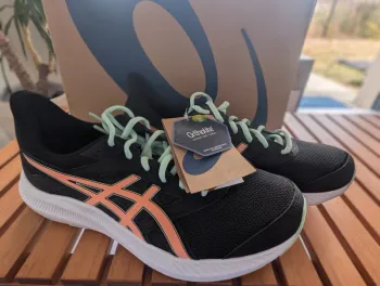 Asics Jolt 4 bike usato