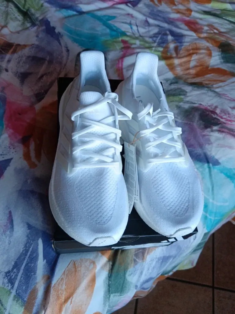 Brugt Adidas Ultraboost 5 bike — billede 5 af 14