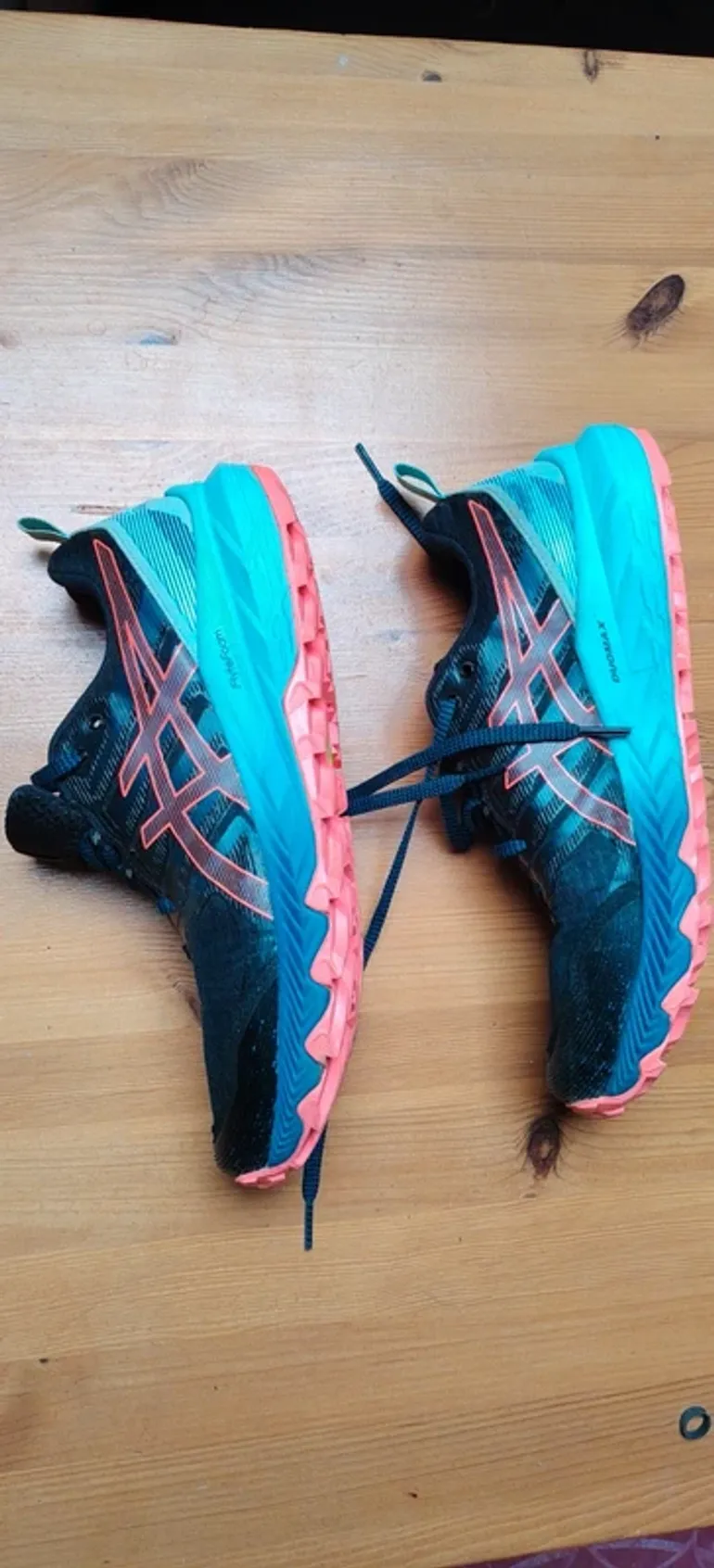 Used Asics Gel Trabucco 9 bike — image 4 of 9