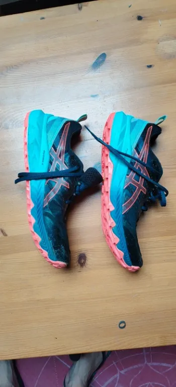 Used Asics Gel Trabucco 9 bike — image 5 of 9